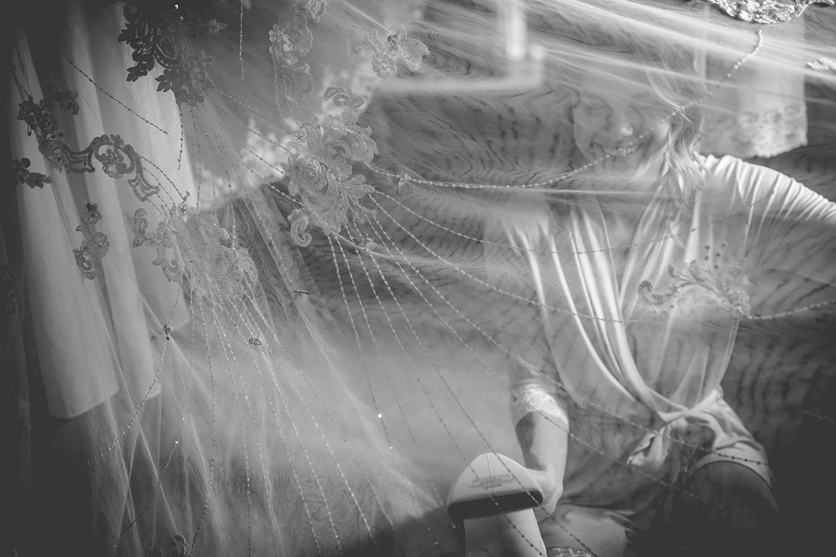 looking through veil wedding photography